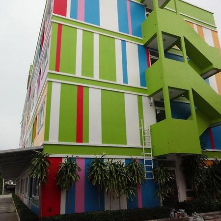 Plus Mansion Phuket Exterior photo