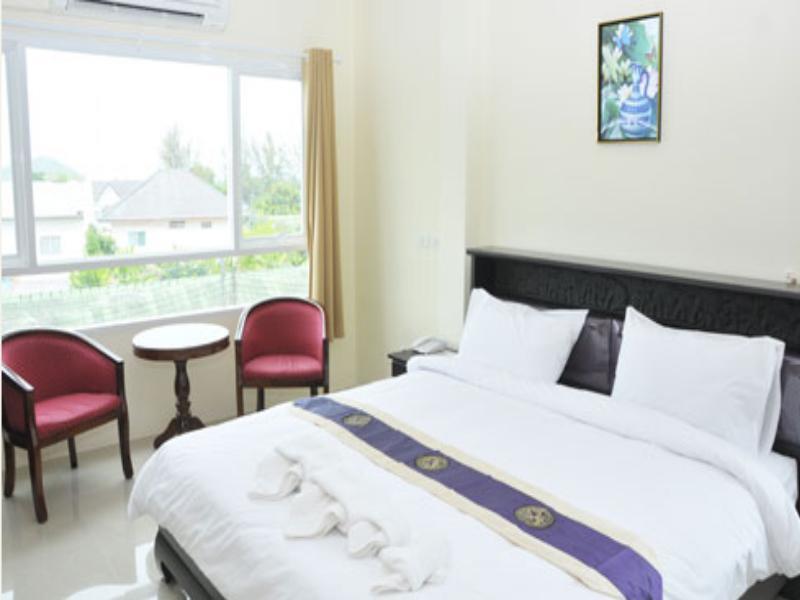 Plus Mansion Phuket Exterior photo