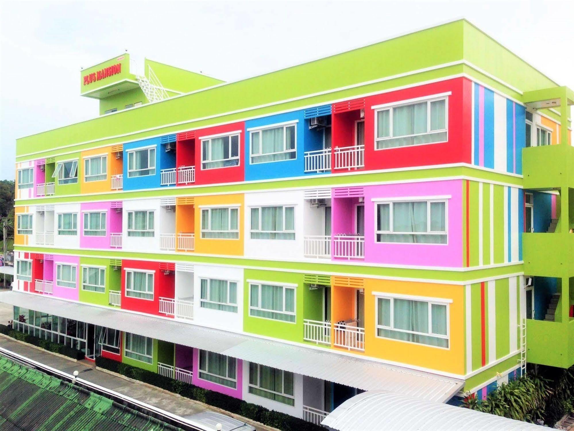 Plus Mansion Phuket Exterior photo